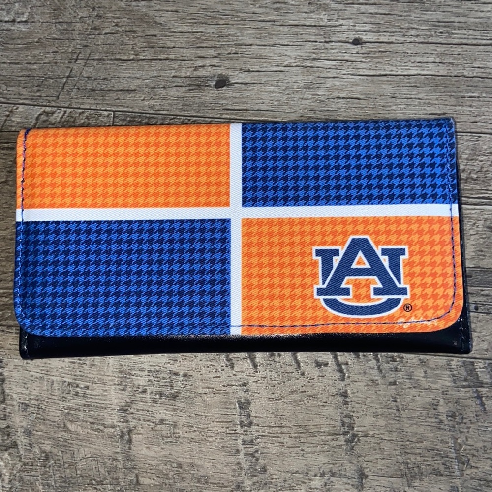 Auburn Tigers Wallet • Brand New • Never Worn
